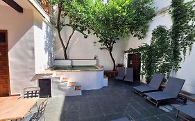 Hotel Casa De Los Azulejos